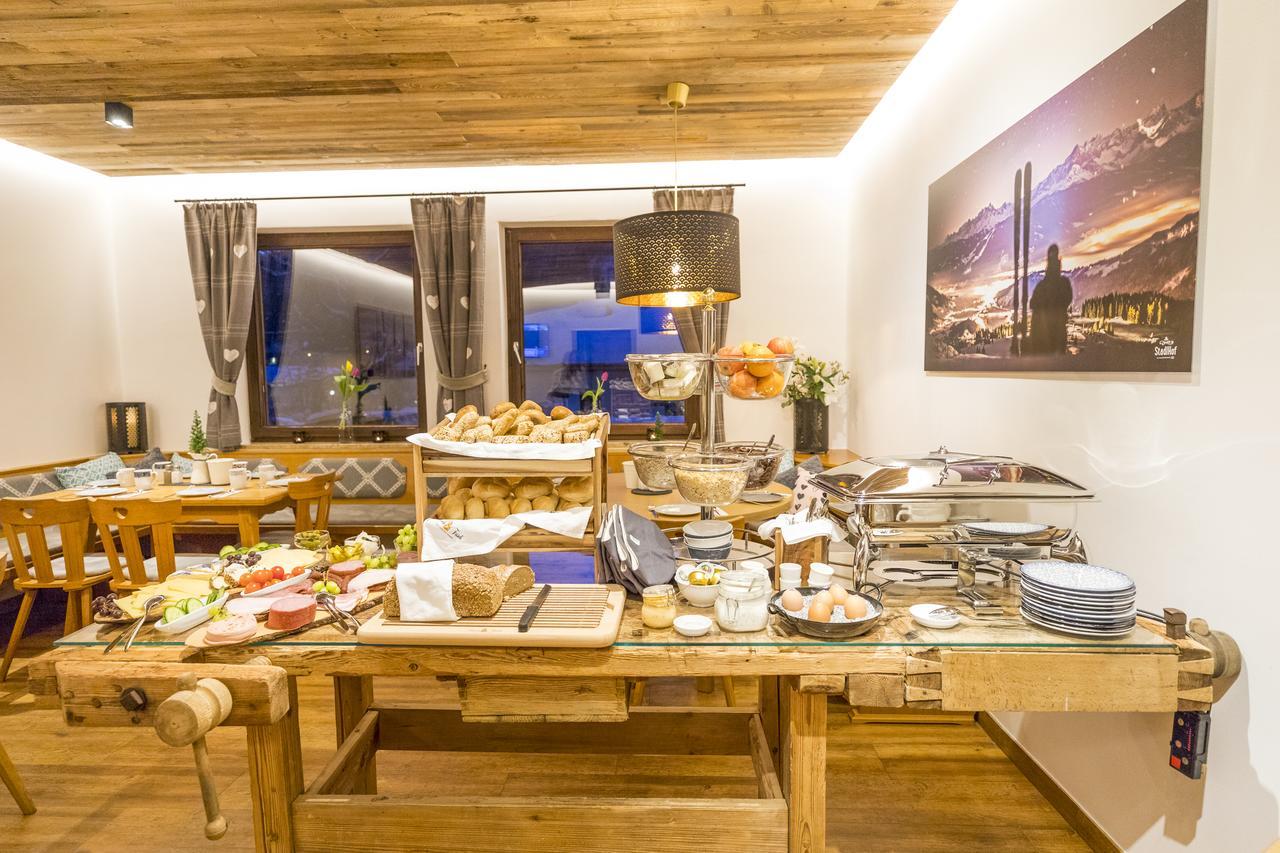 Stadlhof Bed & Breakfast 3*